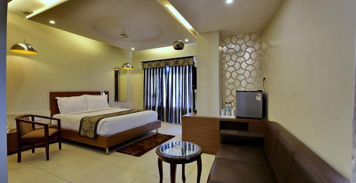 Hotel Sheela Shree Plaza Jhansi Bagian luar foto